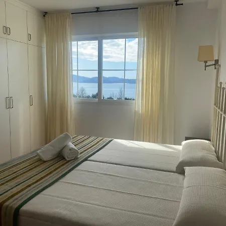 מלון דירות Cabicastro Tres Estrellas Superior 3*