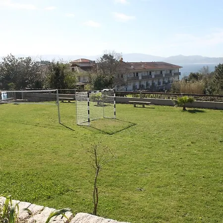Cabicastro Tres Estrellas Superior Lejlighedshotel Portonovo