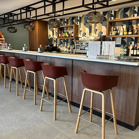 Cabicastro Tres Estrellas Superior Apartmanhotel Portonovo