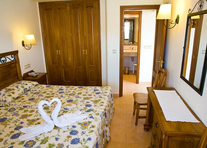 Cabicastro Tres Estrellas Superior 公寓式酒店 波多诺伏